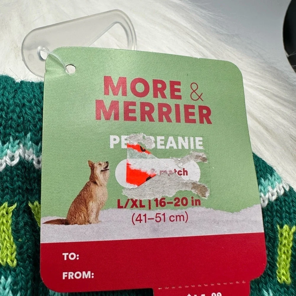 🩷5/$10 PET Green and White PET Winter Hat